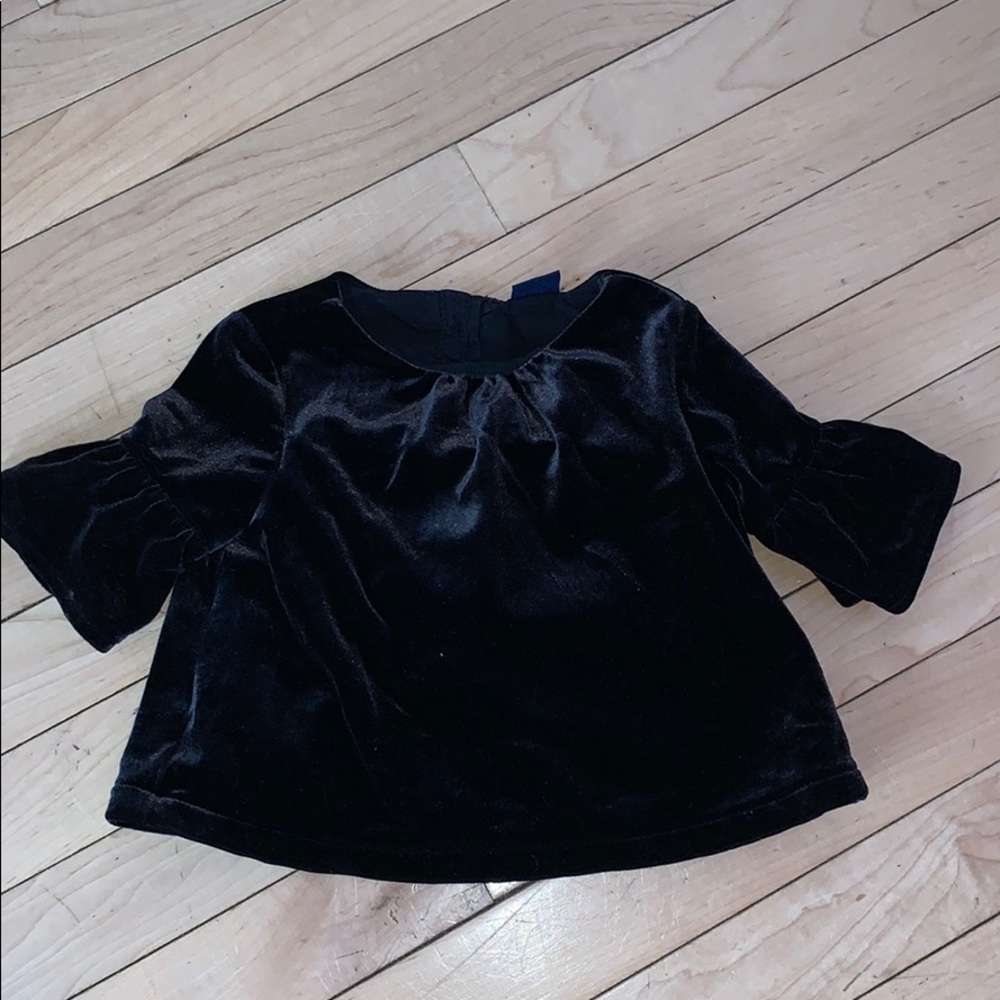 Girls velvet top
